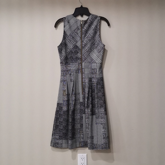 H&M | Sleeveless A-Line Dress - Picture 4 of 4